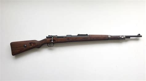 The earlier plastic grip bares the WM monogram and the. . Mauser k98 serial number database